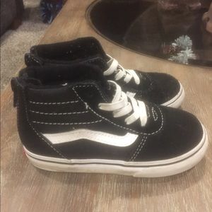 Little kid Vans. Size Us toddler 9.0 UK 8.5